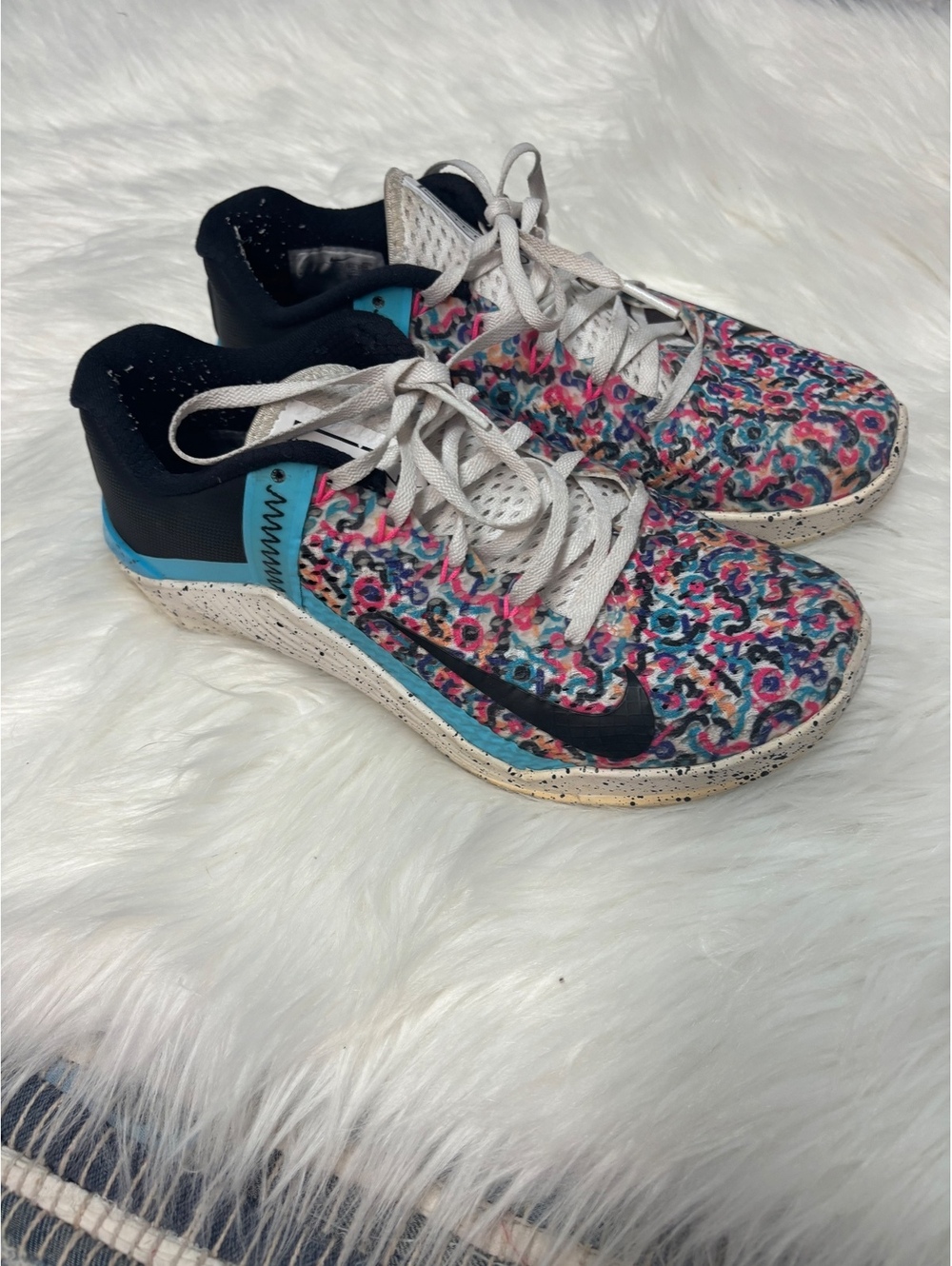 * | Nike | Metcon shoes. Size 8.